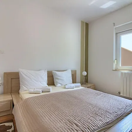 Golubovo 3km Beach Villa
