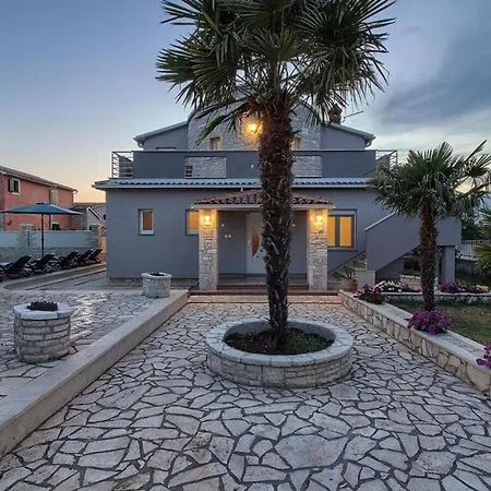 Golubovo 3km Beach Villa Mednjan